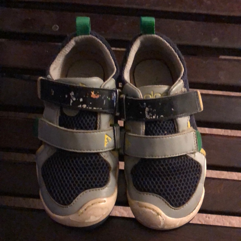 Plae boys sneakers